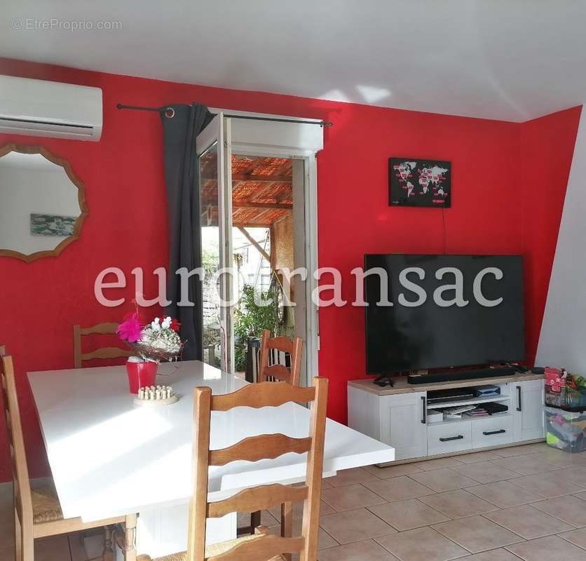 Appartement à FLORENSAC