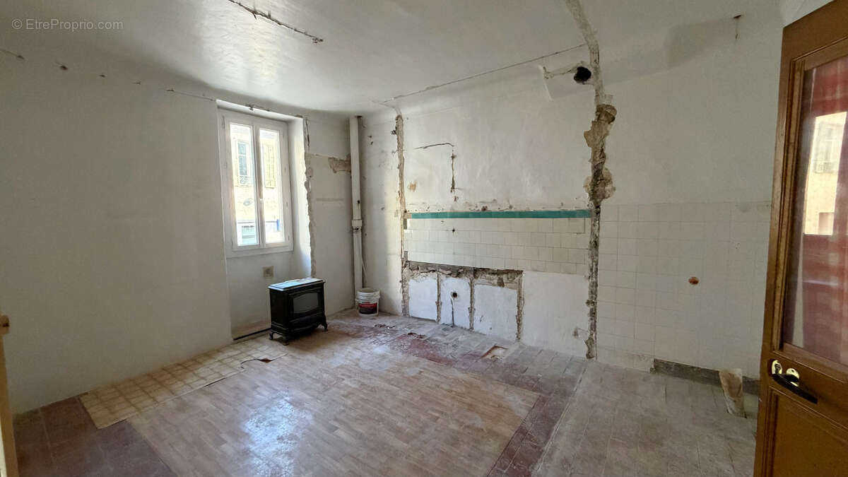 Appartement à LA COLLE-SUR-LOUP