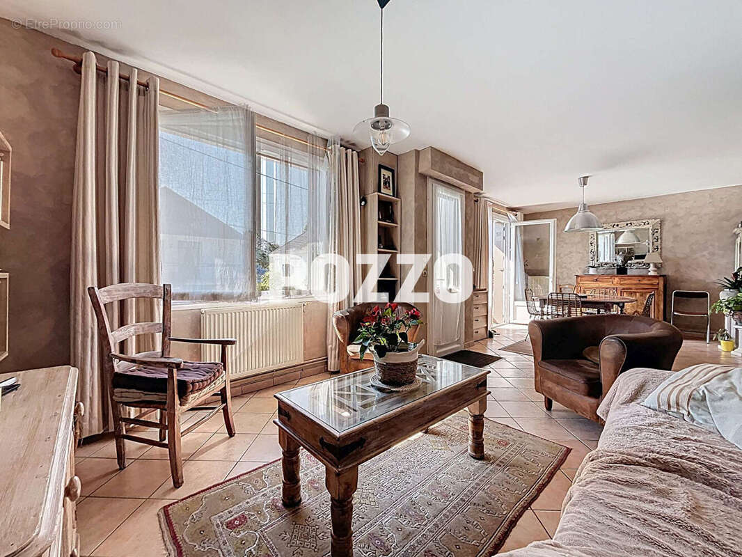 Maison à SAINT-PAIR-SUR-MER