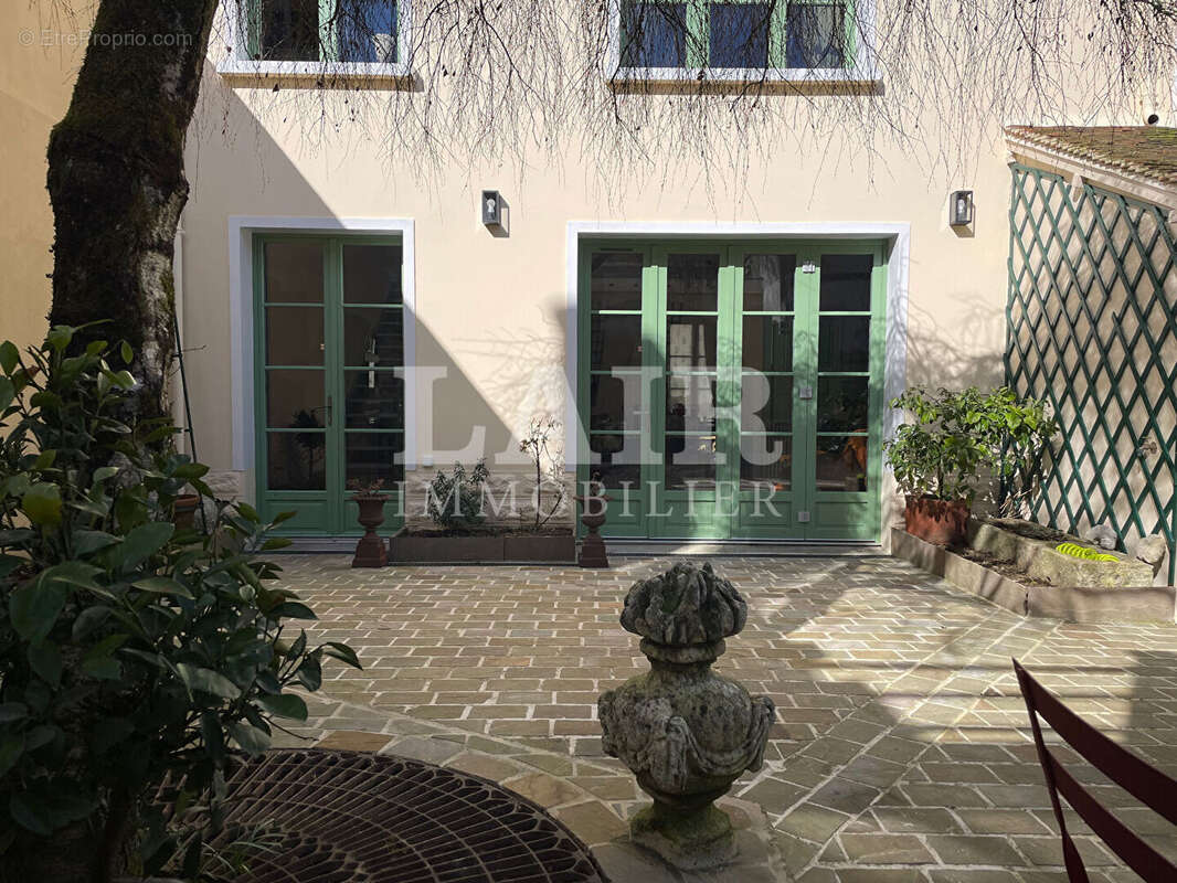 Maison à MORTAGNE-AU-PERCHE