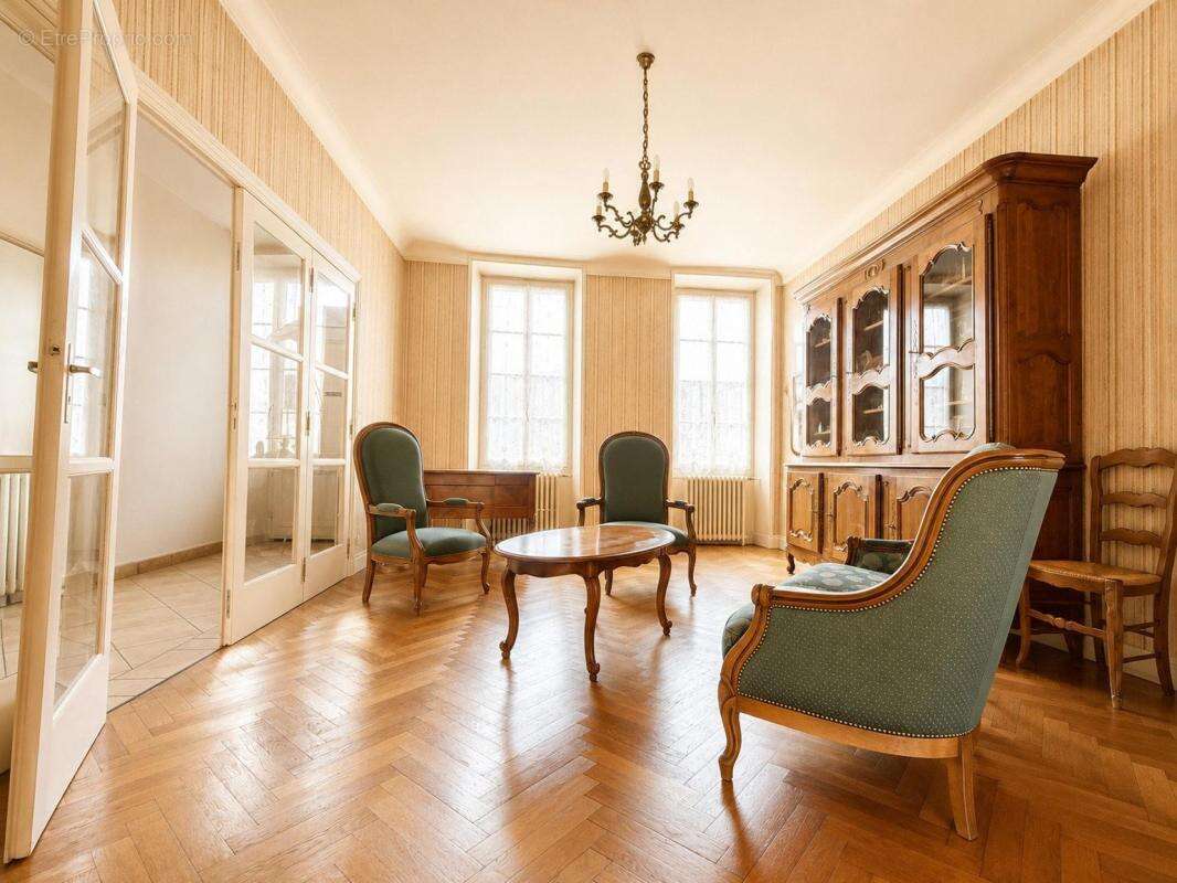 Saiint jean d'angely - photo 4