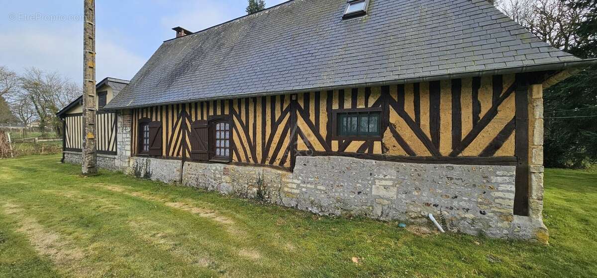 Maison à PONT-L&#039;EVEQUE