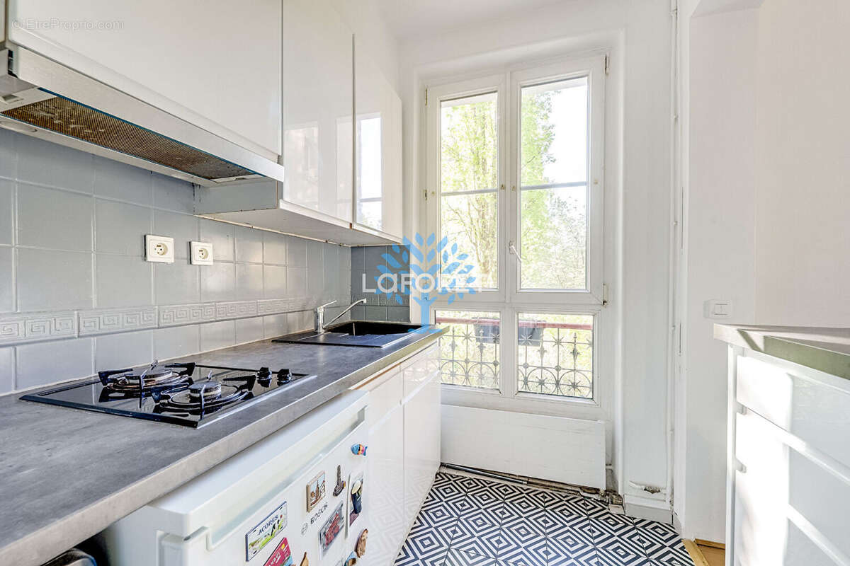 Appartement à PARIS-20E