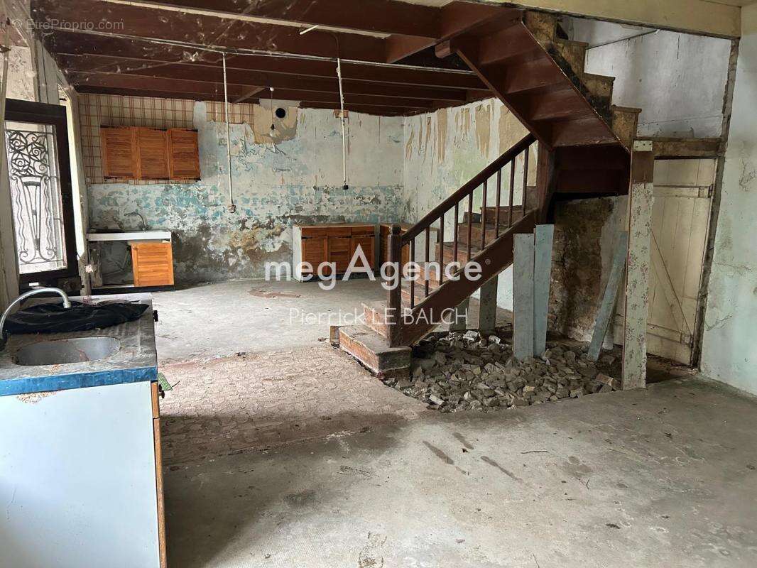 Maison à LOGUIVY-PLOUGRAS