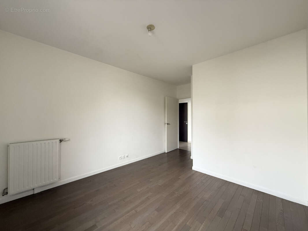 Appartement à LE PERREUX-SUR-MARNE