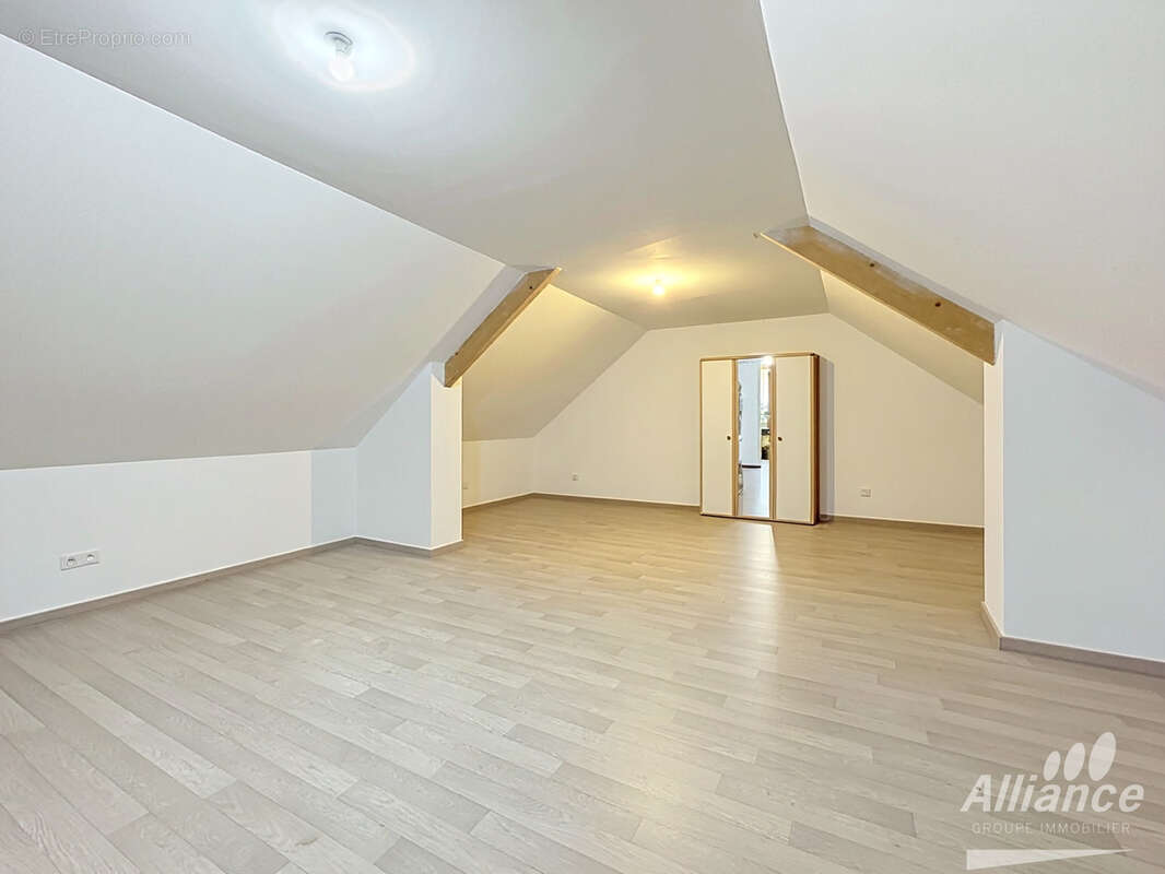 Maison familiale récente - VÉZELOIS - photo 10