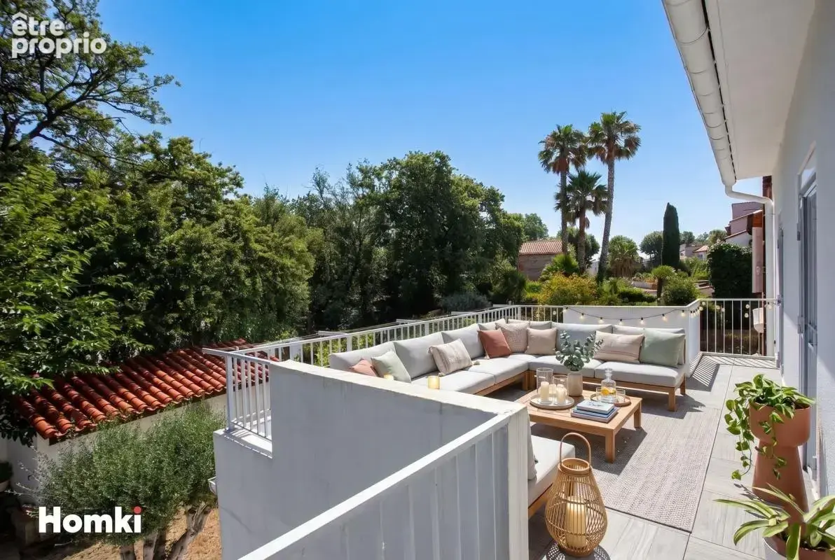 Maison Familiale T7 de 180 m² à Perpignan 66000 - photo 6