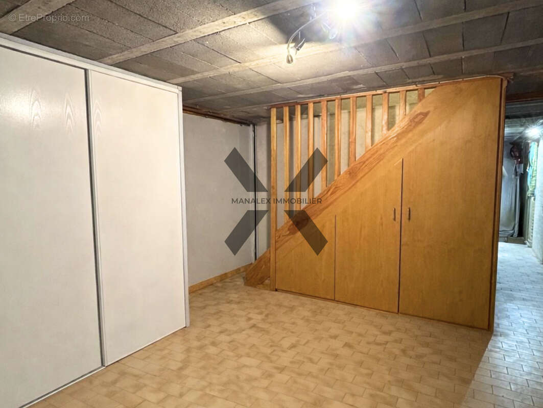 Maison à SAINT-VINCENT-DE-BOISSET