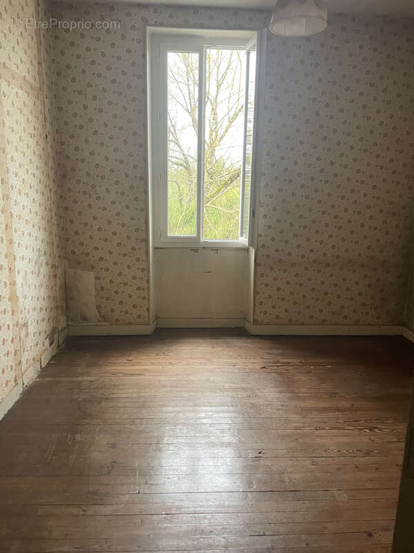 Maison à SAINT-SYMPHORIEN