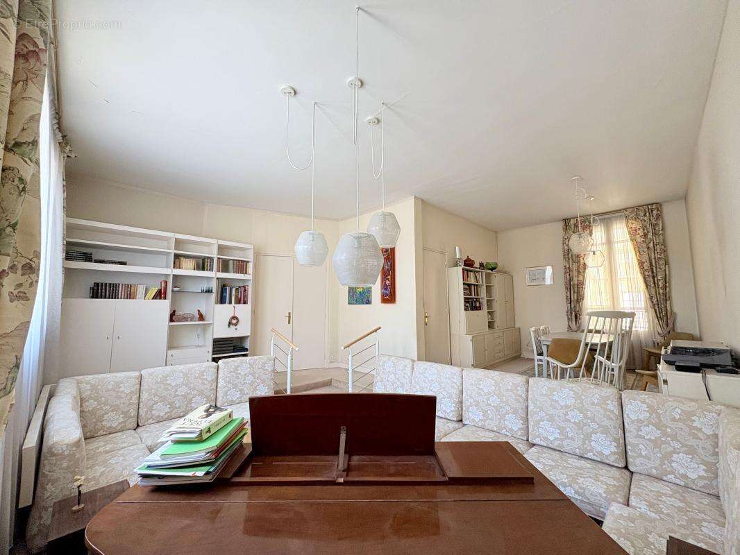 Maison à LA ROCHELLE