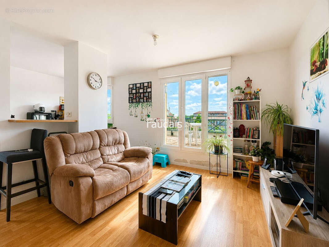 Appartement 40 m² à Carentan  - photo 2