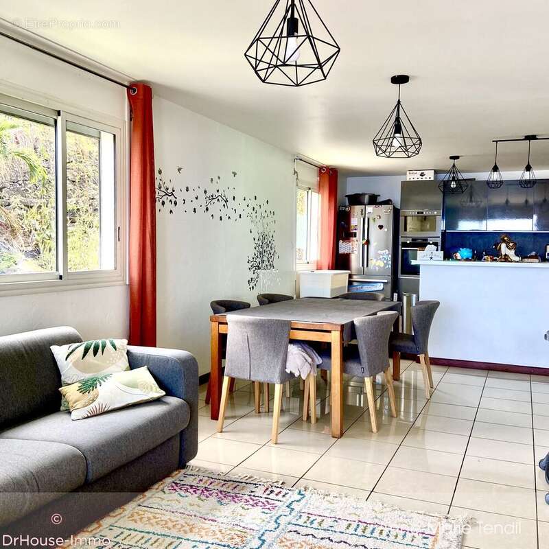 Maison à LA POSSESSION