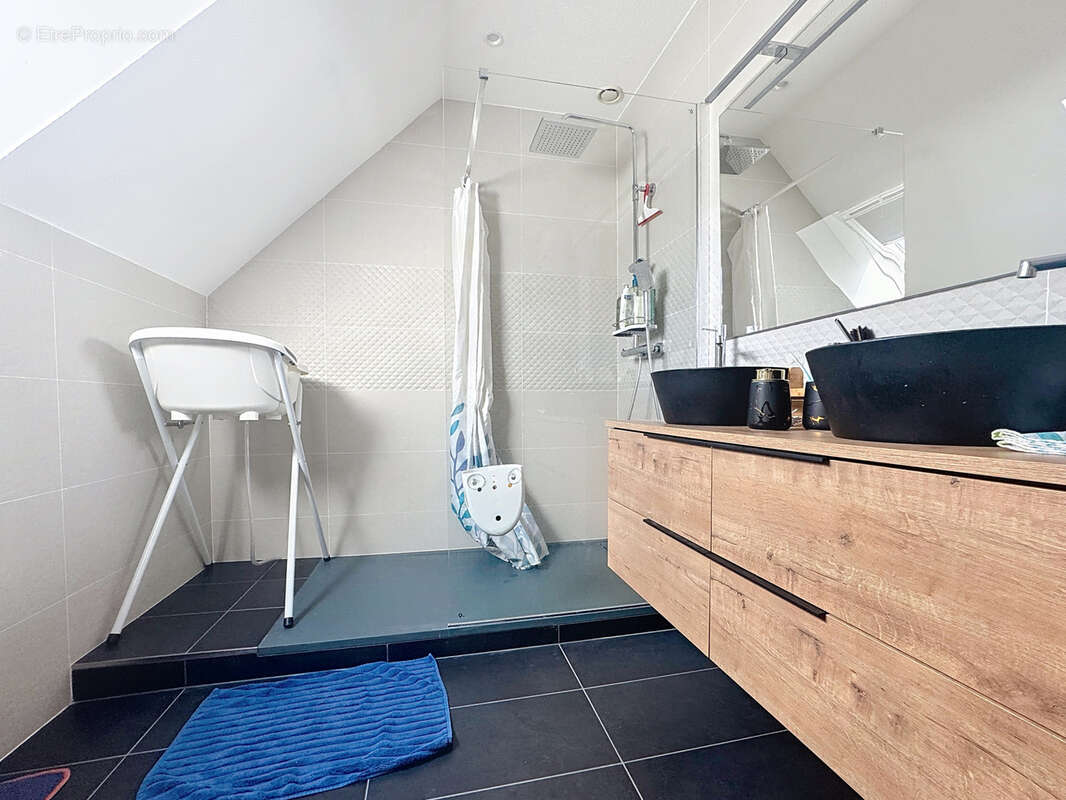 Maison à SAINT-VIANCE