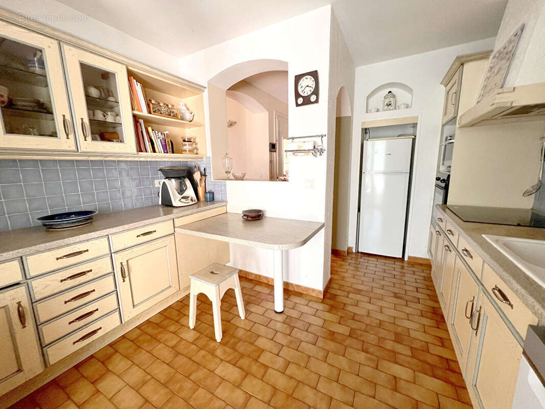 Maison Rognac 5 pièces 86.89 m2 - photo 3
