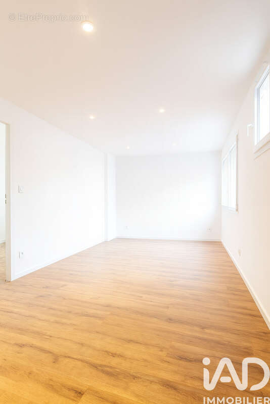 Photo 2 - Appartement à VILLENEUVE-DE-LA-RAHO