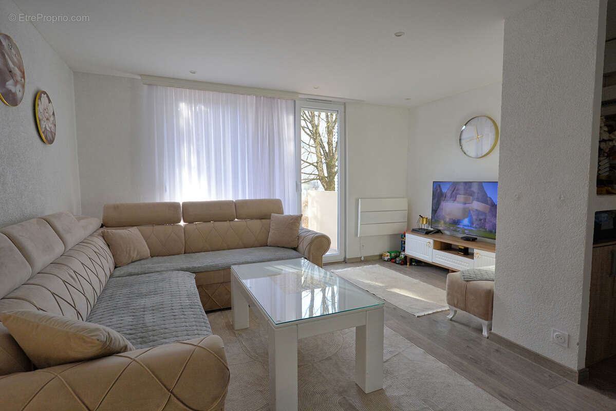 Appartement à CLUSES