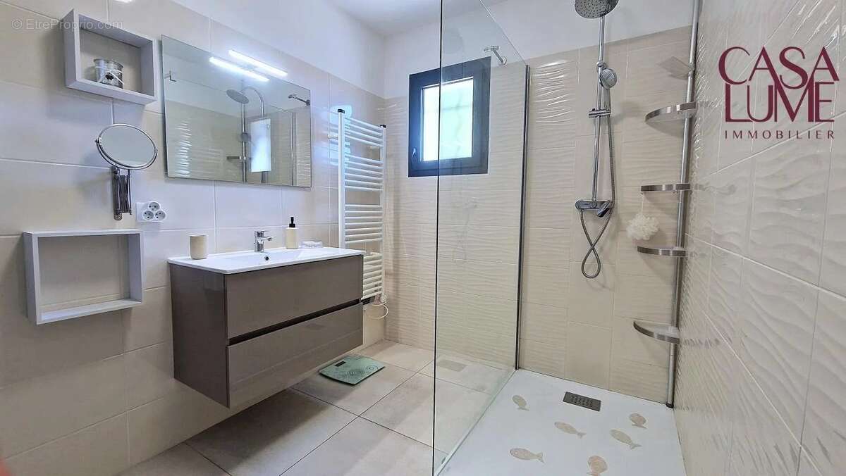 Villa F4 + F3 avec piscine vue mer - photo 7