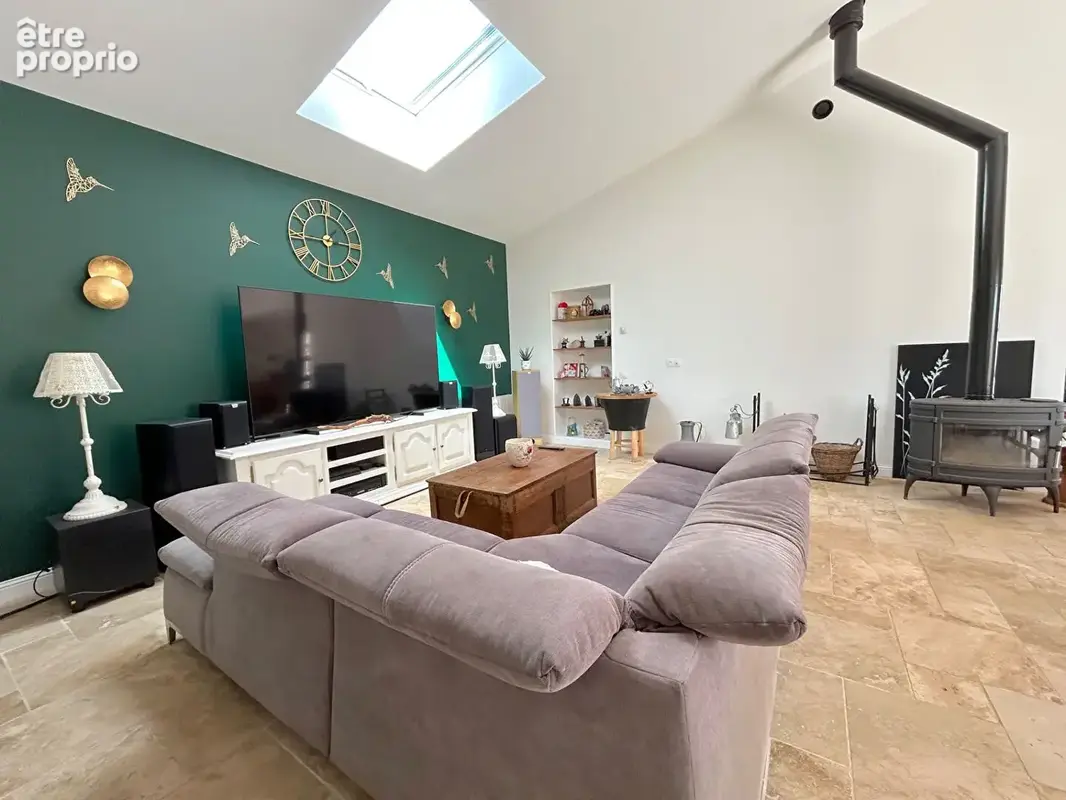Maison spacieuse à vendre à Le Chay - 7 pièces, 225 m² - photo 3