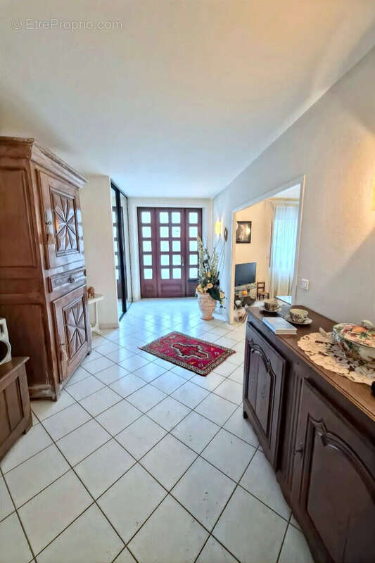 Maison à VILLENEUVE-DE-MARSAN