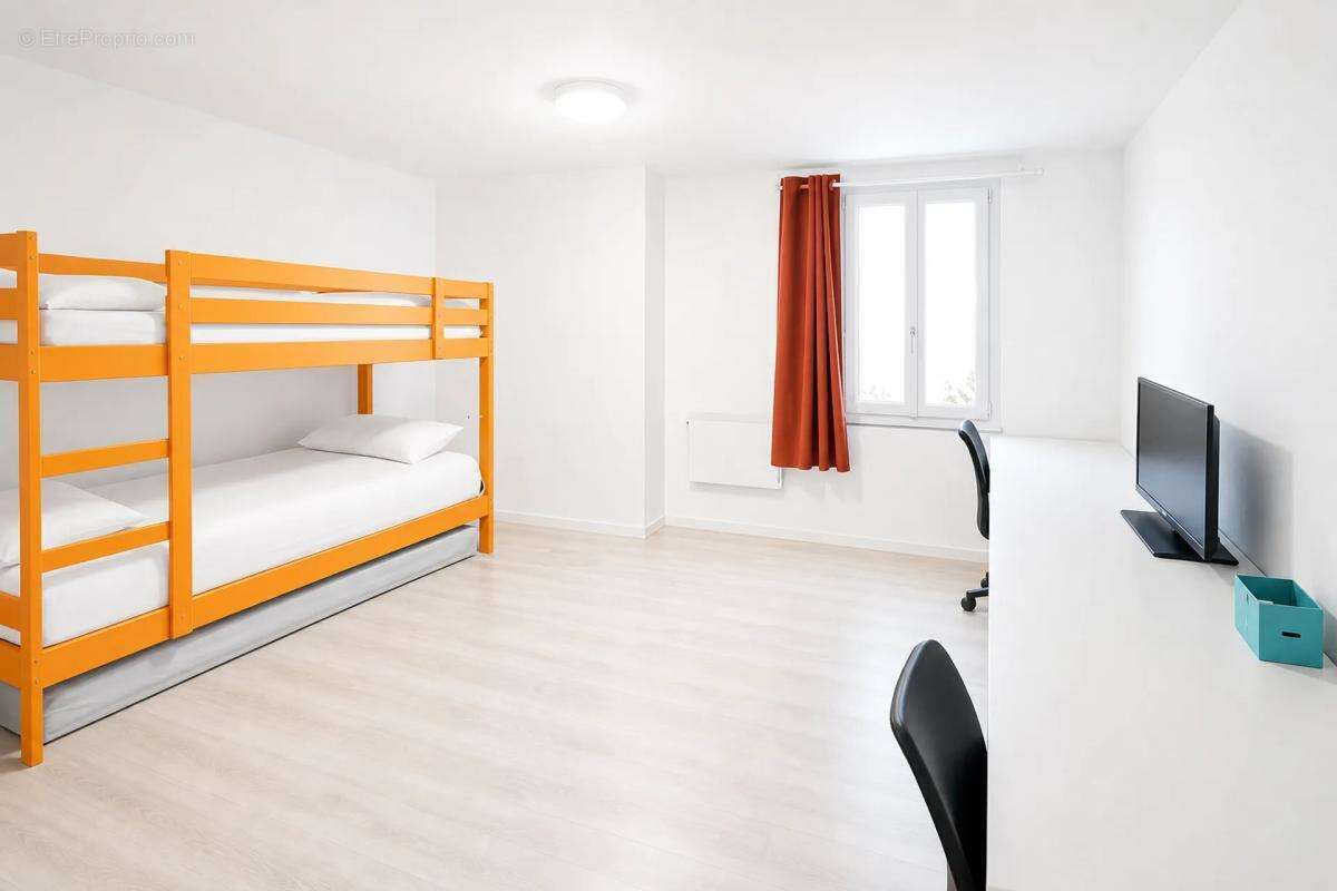 A vendre "spécial investisseur" maison de ville louée  Béziers - photo 3