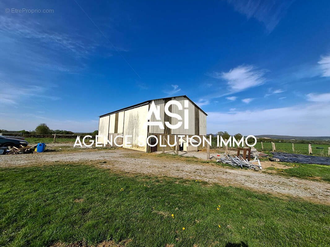 Maison à SAINT-JEAN-SUR-ERVE