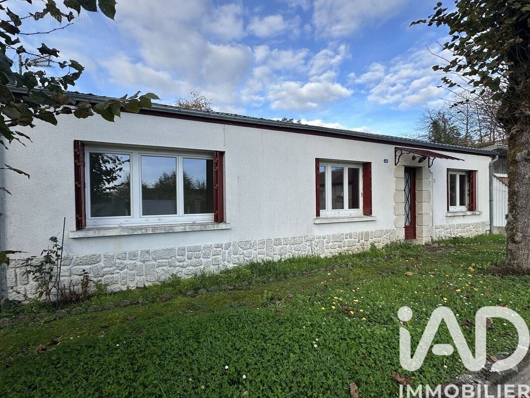 Photo 1 - Maison à CHARNY