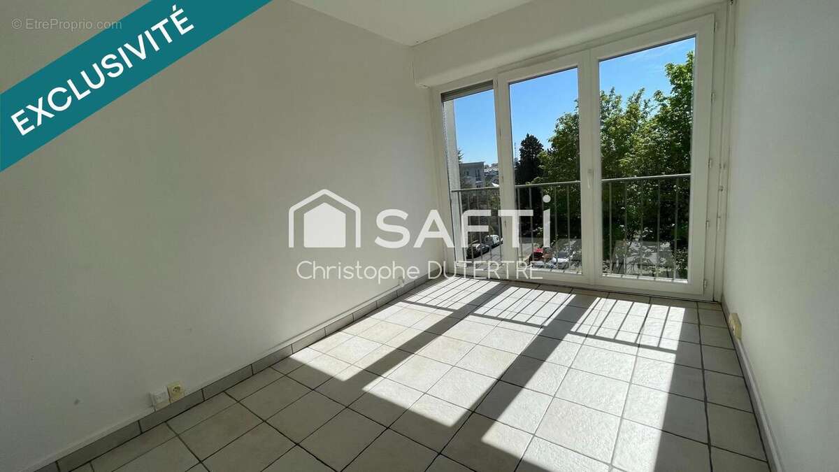 Appartement 74 m² à Saint-Jean-De-La-Ruelle  - photo 7