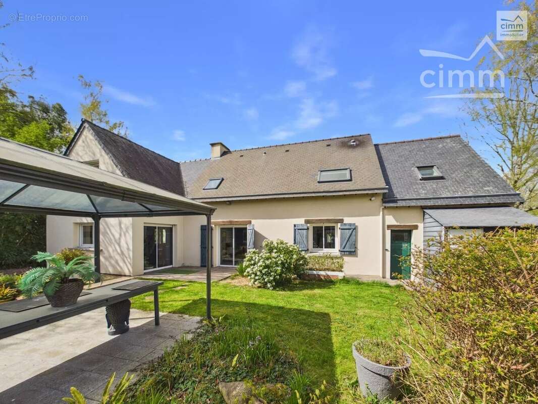 Maison à BRUZ