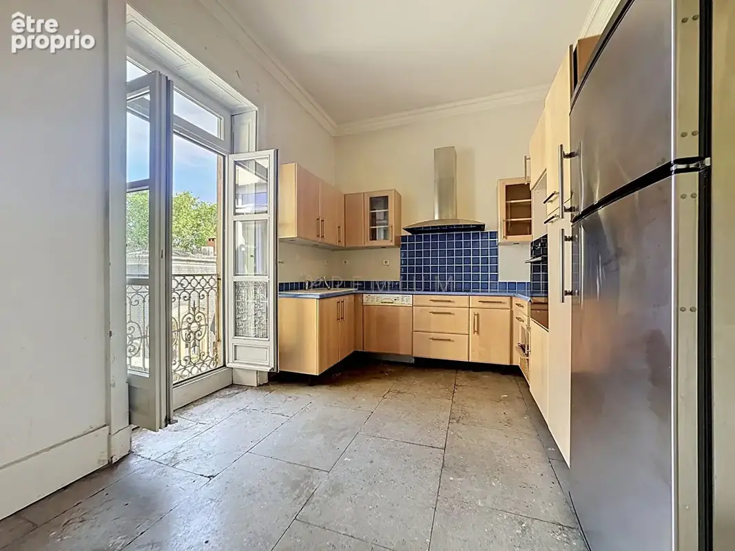 MONTPELLIER ECUSSON- Appartement DERNIER ETAGE  avec ascenceur  vue verdure - photo 10