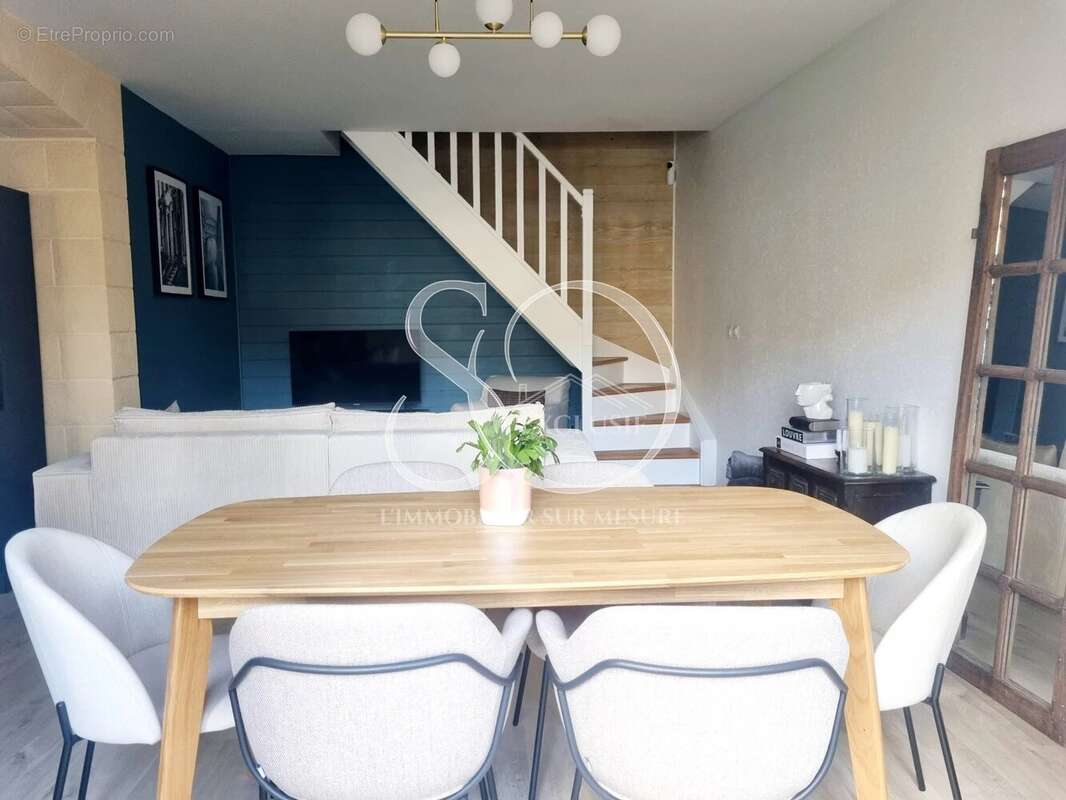 Maison à FLINS-SUR-SEINE