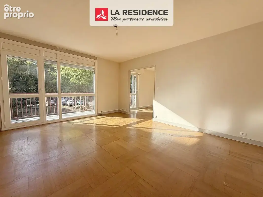 Appartement à VELIZY-VILLACOUBLAY