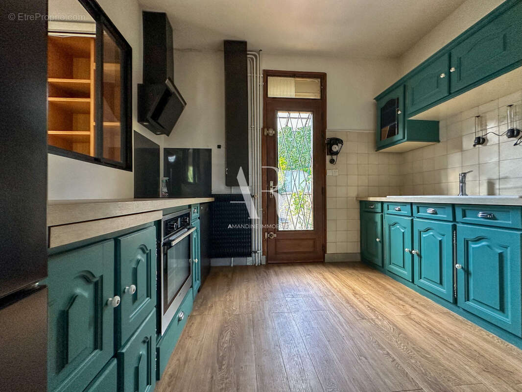 Maison à SAINT-MAUR-DES-FOSSES