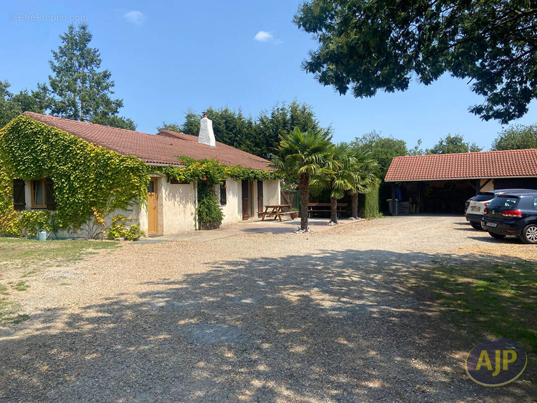 Maison à SAINTE-PAZANNE