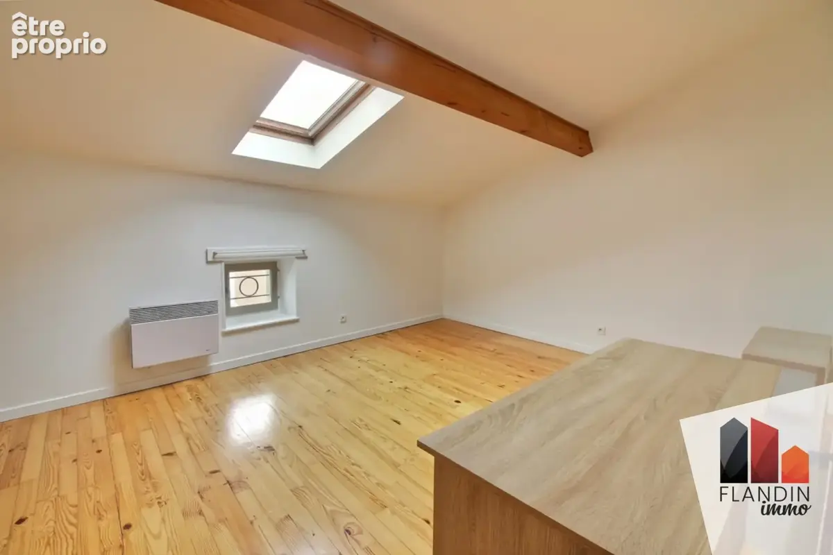 Maison 80 m² à Messimy  - photo 4