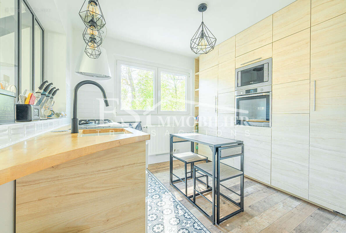 Maison à SAINT-LEU-LA-FORET