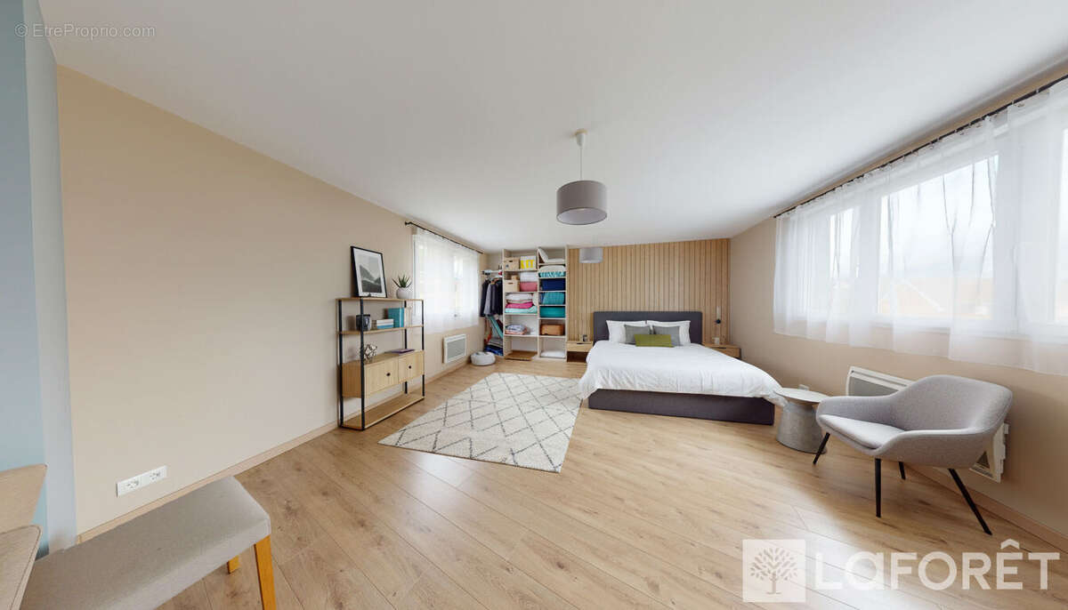 Maison à MAILLY-CHAMPAGNE