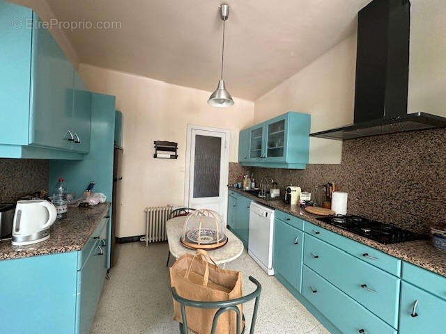 CUISINE..... - Maison à VIC-FEZENSAC