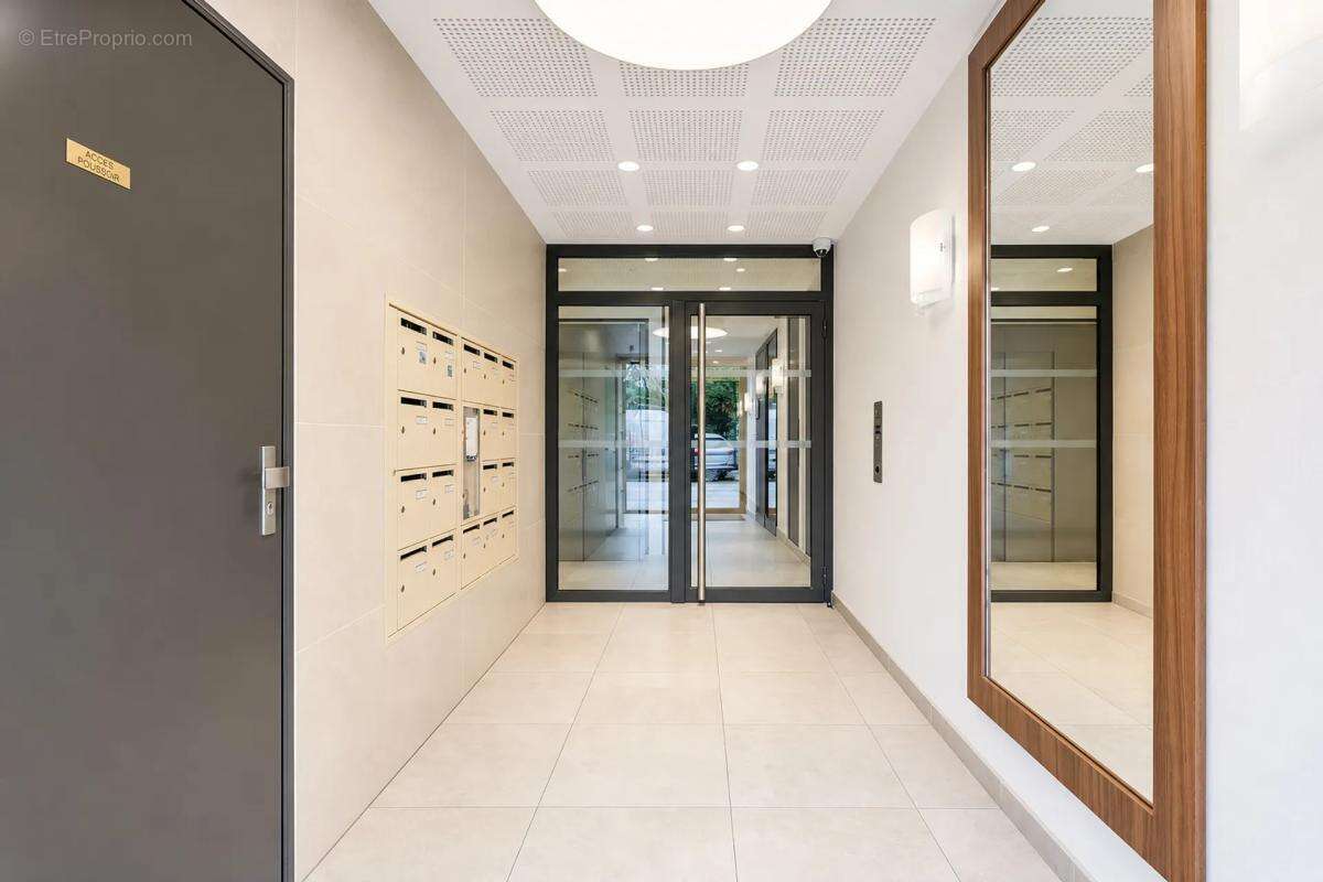Appartement 3 pièces - 63 m² - Châtenay-Malabry (92) - photo 11