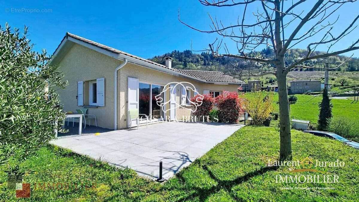 Maison à VAUX-EN-BEAUJOLAIS