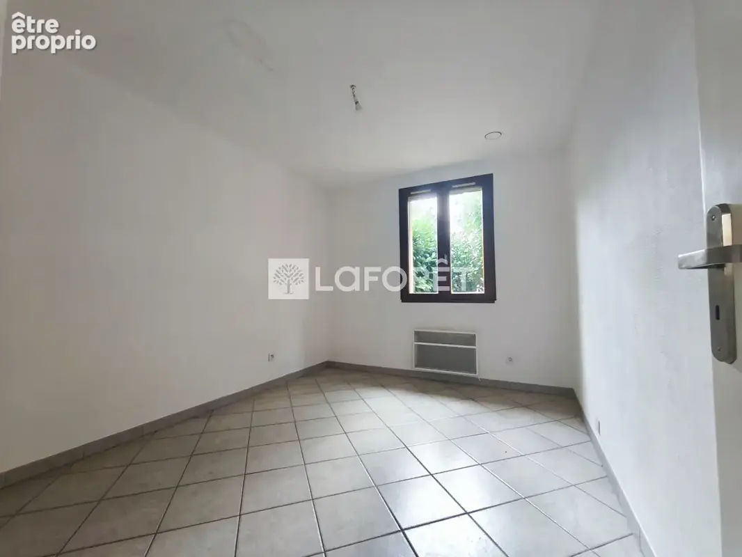 Maison de plain-pied avec 3 chambres, garage et jardin à Saint-Jean-Pla-de-Corts - photo 7