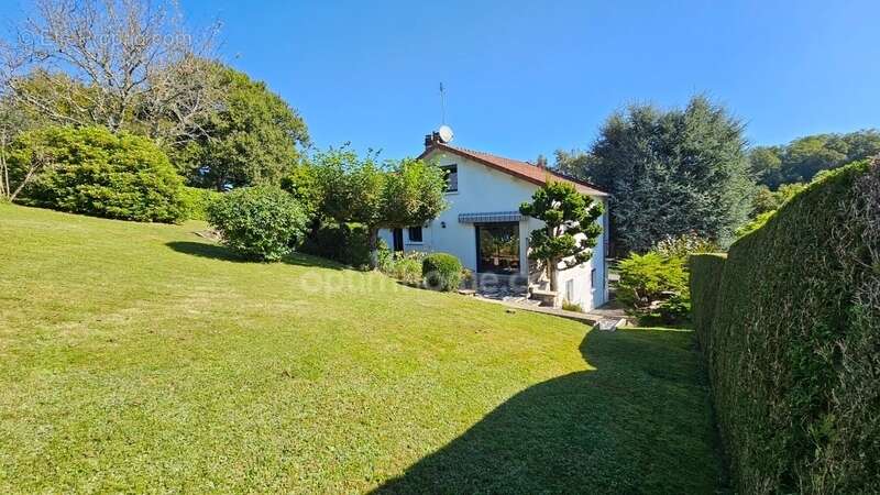 Maison à LE PALAIS-SUR-VIENNE
