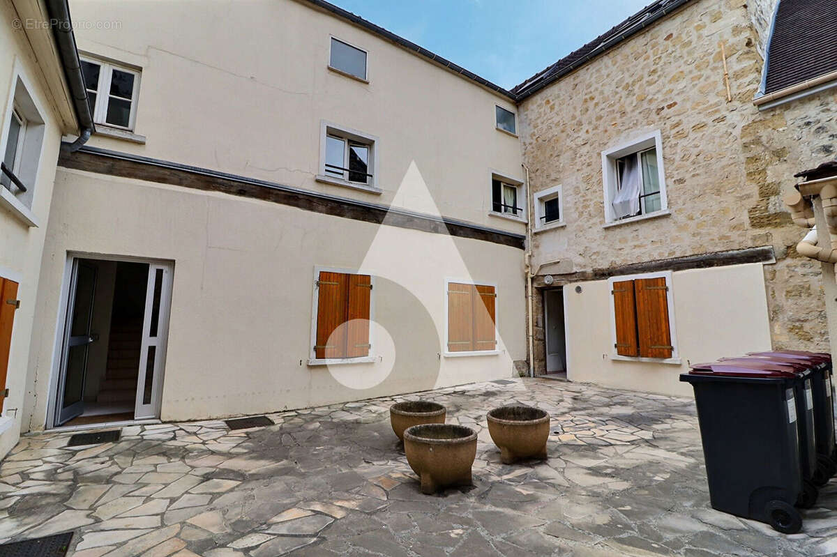 Appartement à PONTOISE