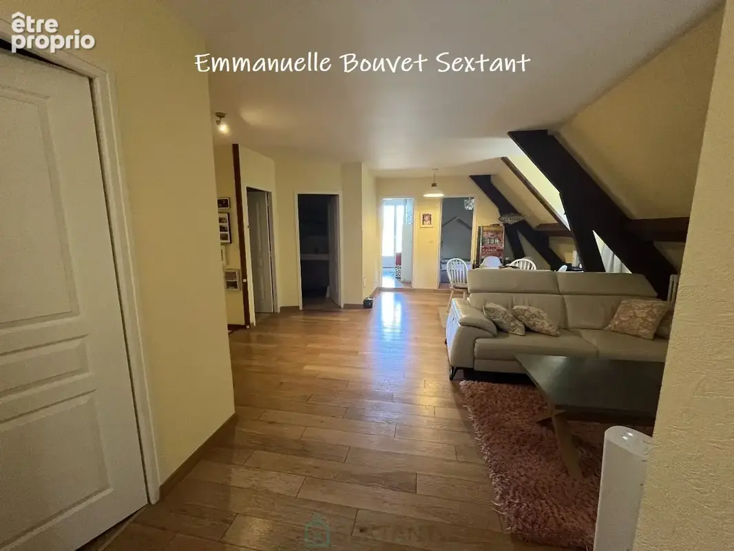BERGERAC, jolie maison périgourdine, 202 m², 6 chambres, vie possible de plain-pied, piscine, garage, beau terrain arboré et clo - photo 22