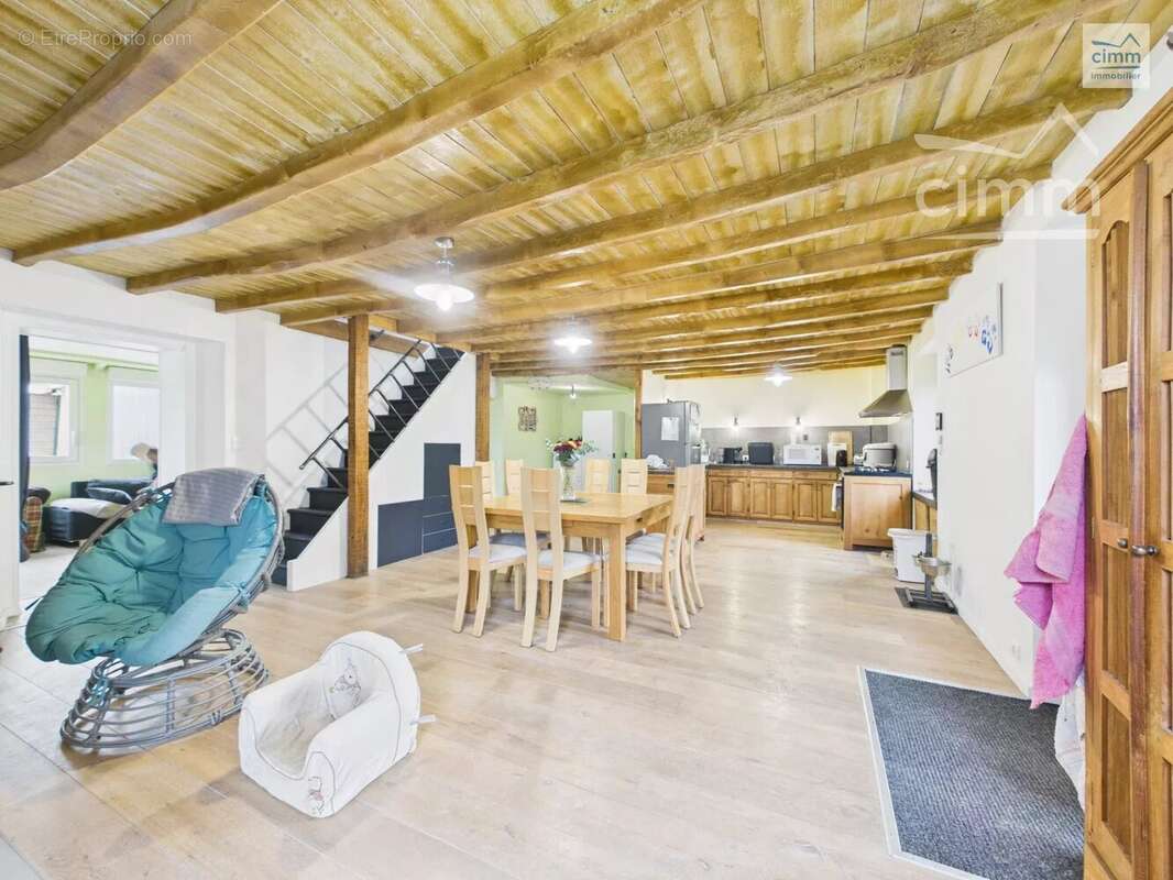 Maison à BAULON