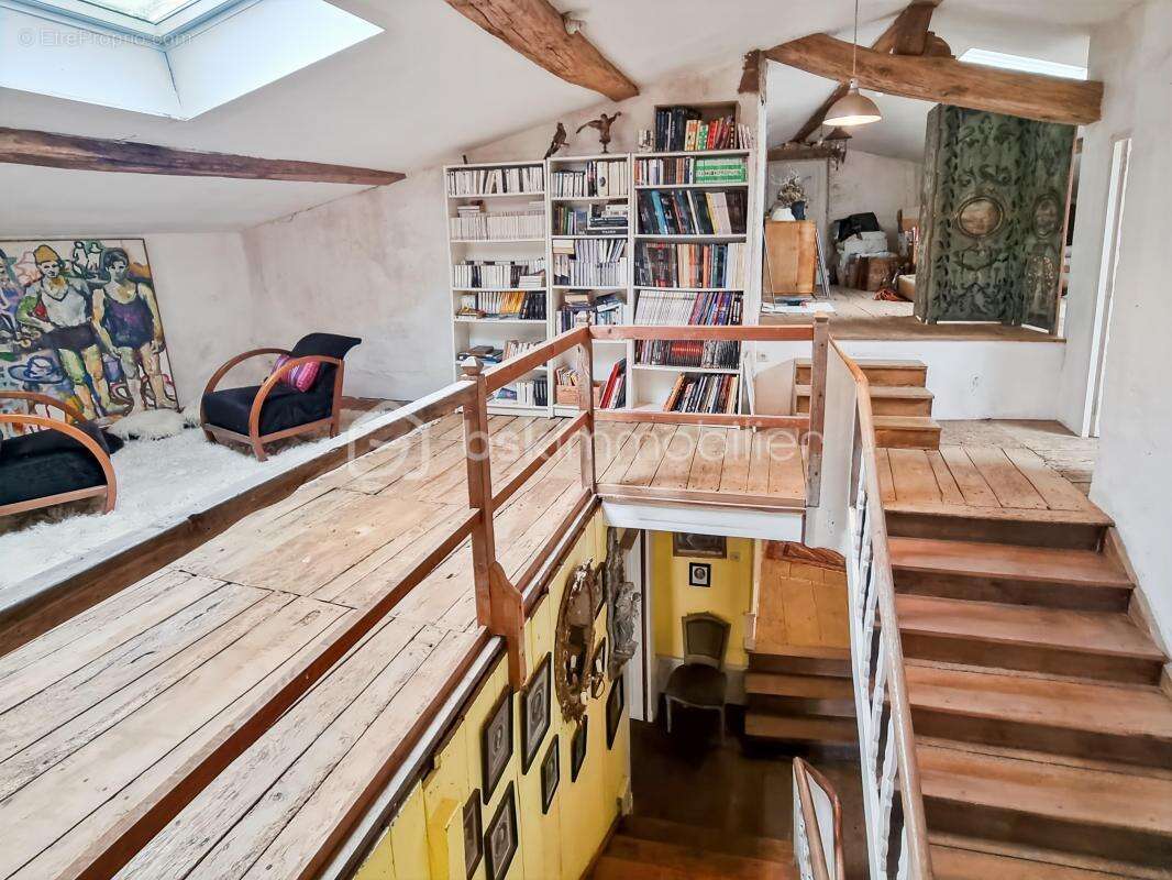 Magnifique propriété de caractère avec piscine - photo 9