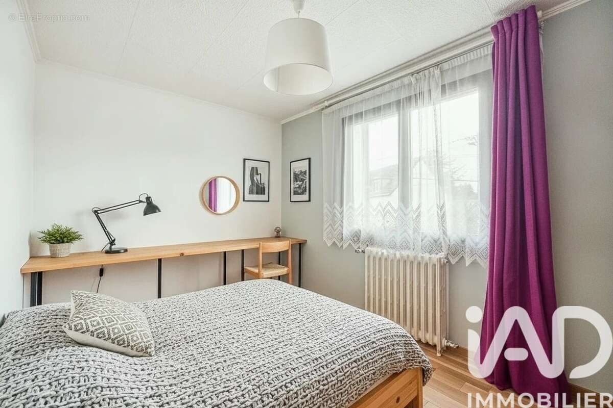 Maison 120 m² à Villeneuve-Le-Comte  - photo 9