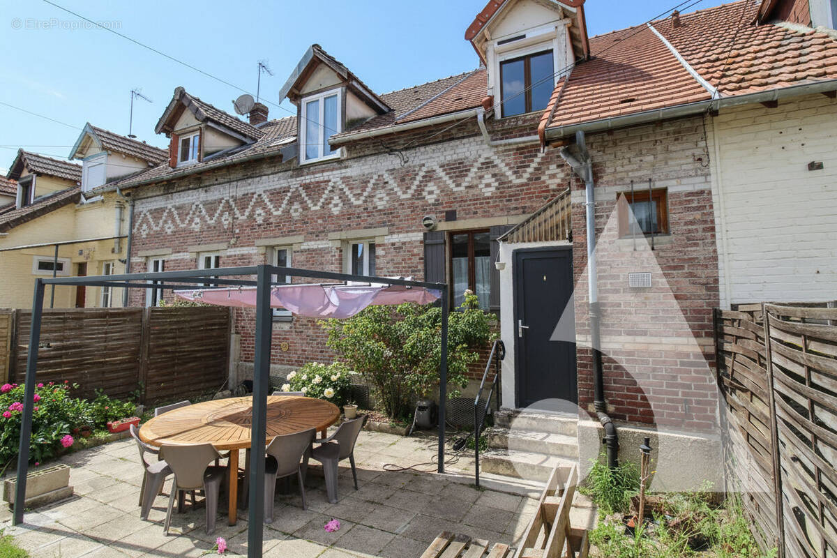 Maison à PONT-SAINTE-MAXENCE