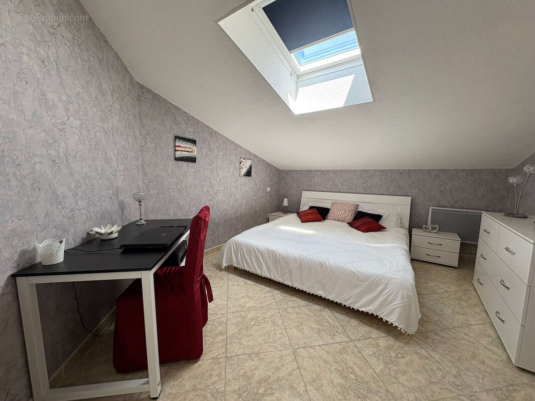 Maison à PECHBONNIEU