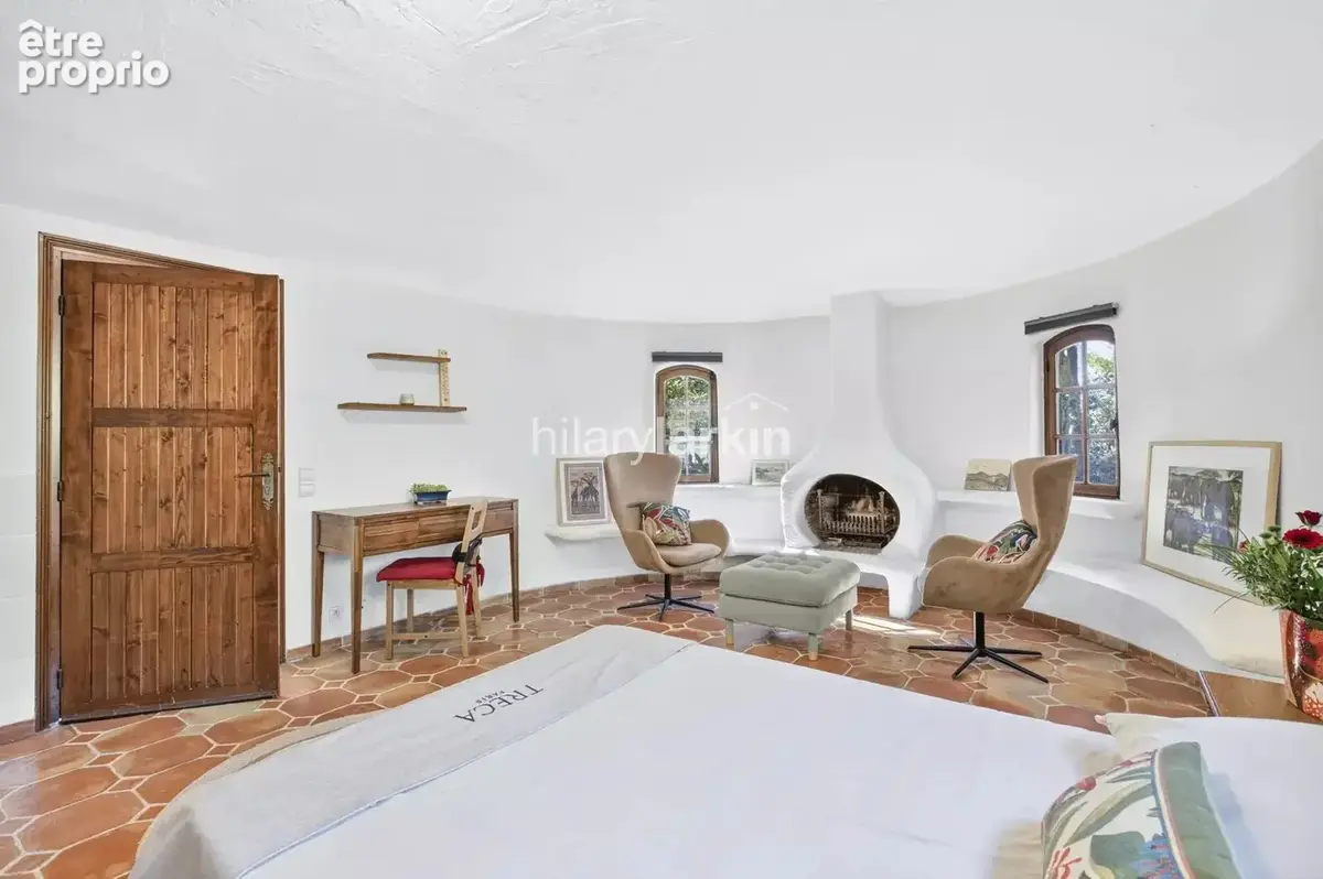 Villa plain-pied avec mazet en pierre et piscine – À pied du village de Mougins - photo 18