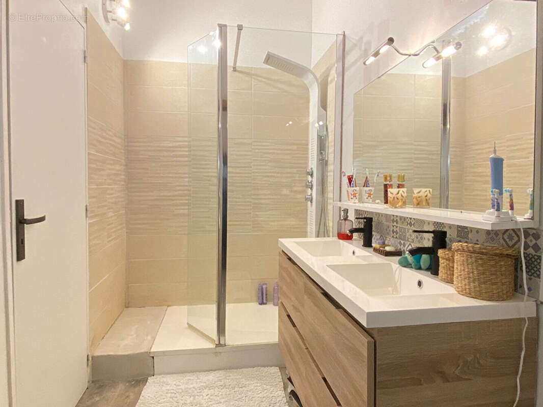 Appartement à SERAINCOURT